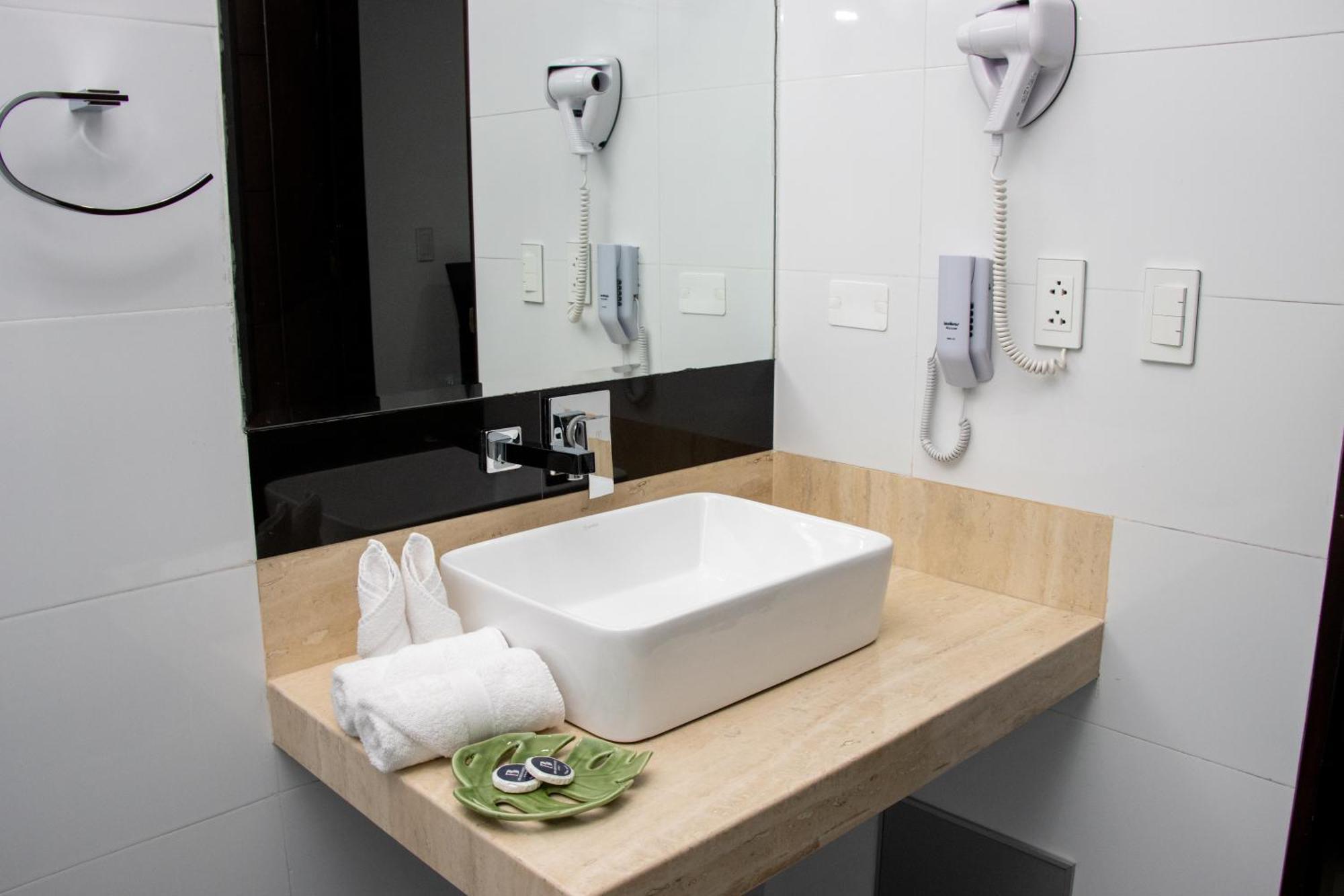 Rbb Brito Hotel Tarapoto Zewnętrze zdjęcie