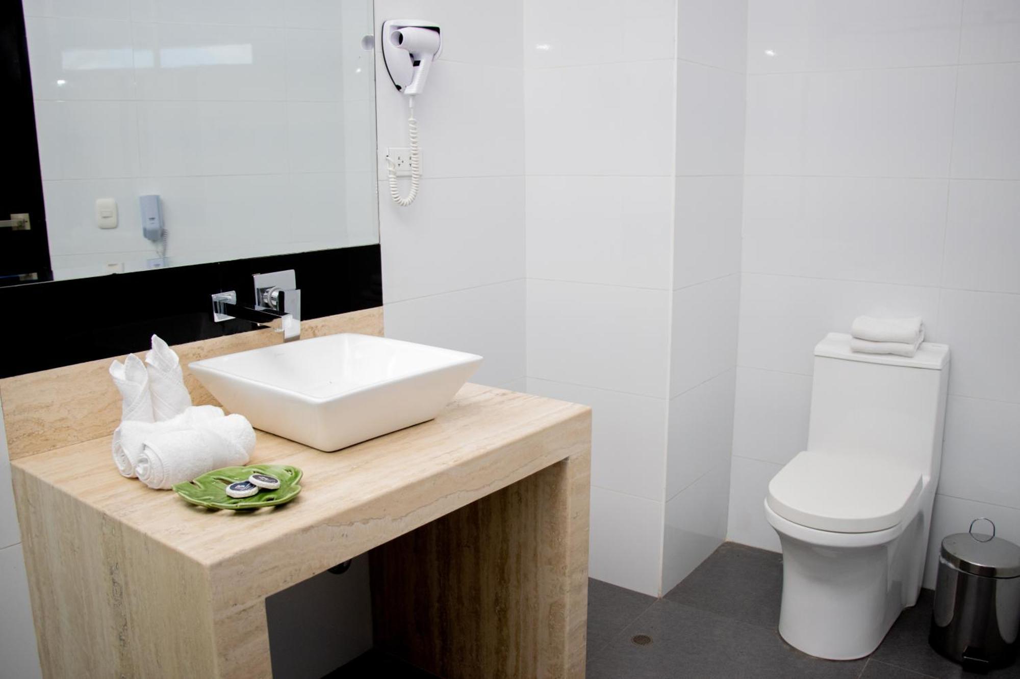 Rbb Brito Hotel Tarapoto Zewnętrze zdjęcie